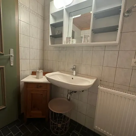 Apartment Au-4