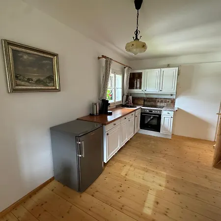 Apartment Au-4