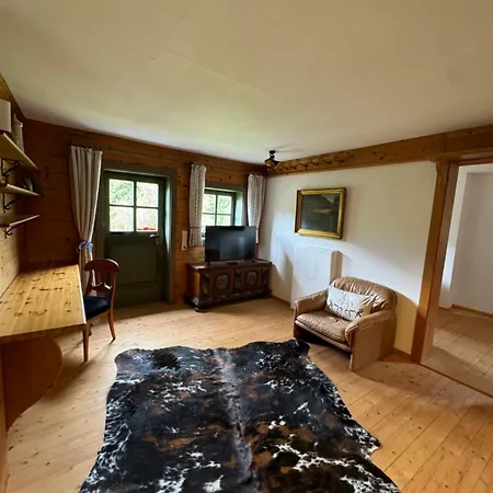 Apartment Au-4 *